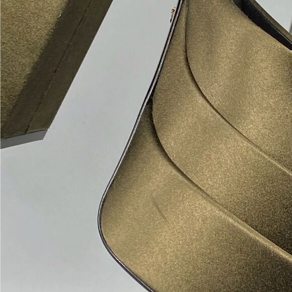 Versace Satin Platform Pumps size 40 - Picture 11 of 14